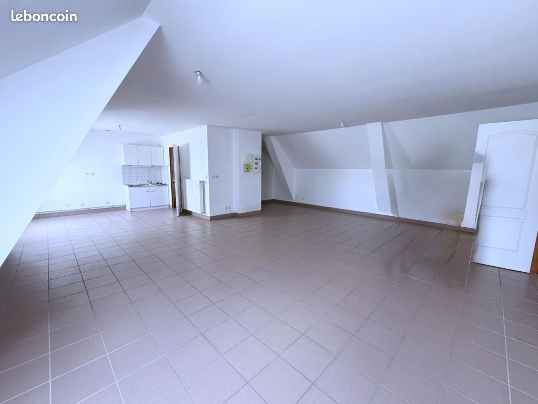 Appartement 4 pièces 95 m² · à Danizy · 95 m² · 530 €/mois