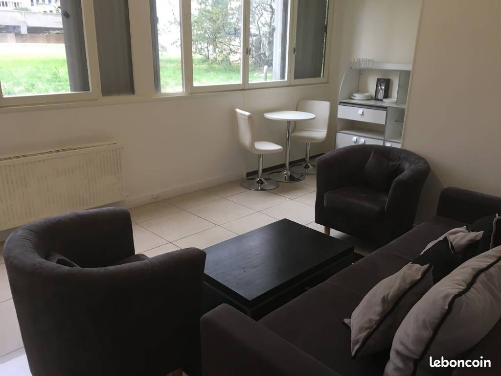 Appartement 1 pièce 28 m² · à Aubervilliers · 28 m² · 856 €/mois