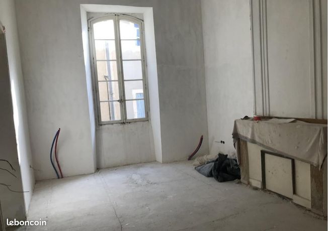 https://img.leboncoin.fr/api/v1/lbcpb1/images/f9/a9/9a/f9a99a81de01d1a44268b8b53bf475f7f75832c7.jpg?rule=ad-image