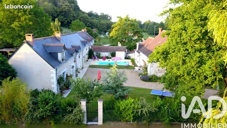 Propriété 13 pièces 327 m²