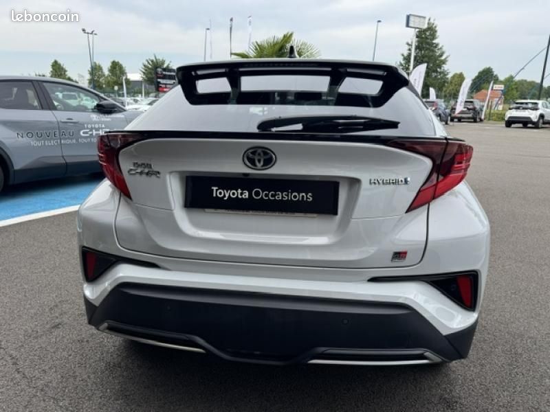 Toyota C-HR 1.8 Hybride 122ch GR Sport E-CVT (image 6)