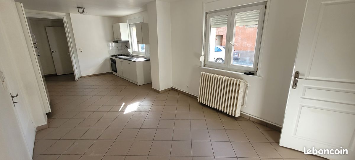 Appartement 4 pièces 80 m² · à Lille · 79,5 m² · 950 €