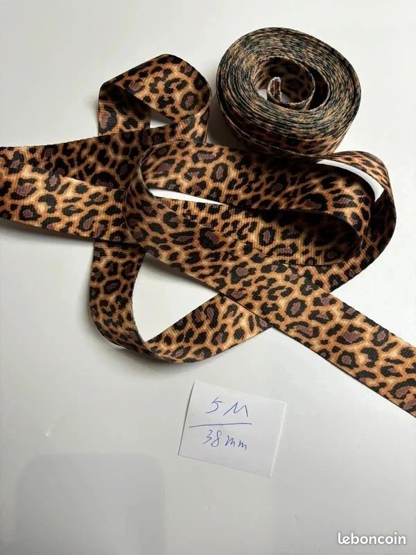 Sac Banane De Noël Rouge Avec Sangle Réglable Pour Homme Et Femme - Avec Flocons De Neige Dorés