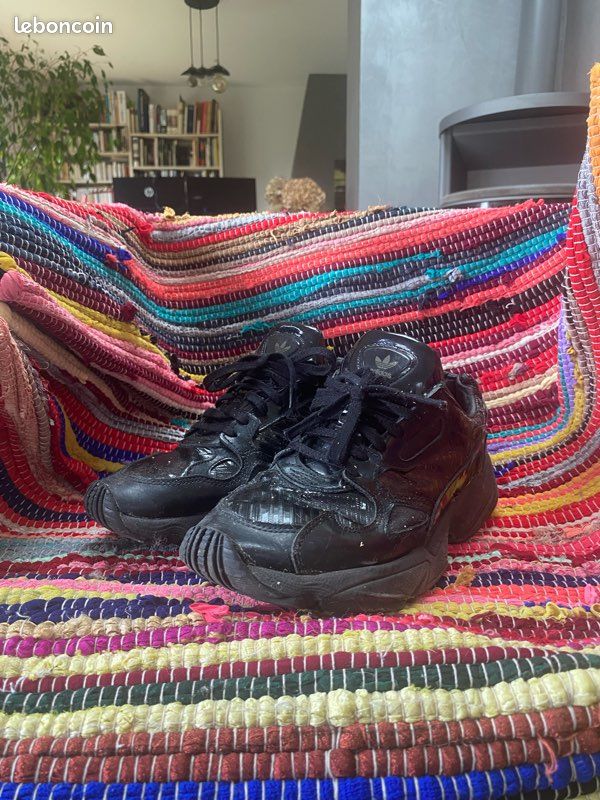 Basket adidas (image 1)