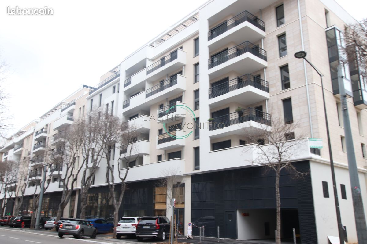 Parking 13 m² · à Marseille · 13 m² · 150 €/mois