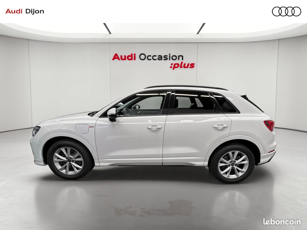 AUDI Q3 45 TFSIe 245 ch S tronic 6 S line (image 2)