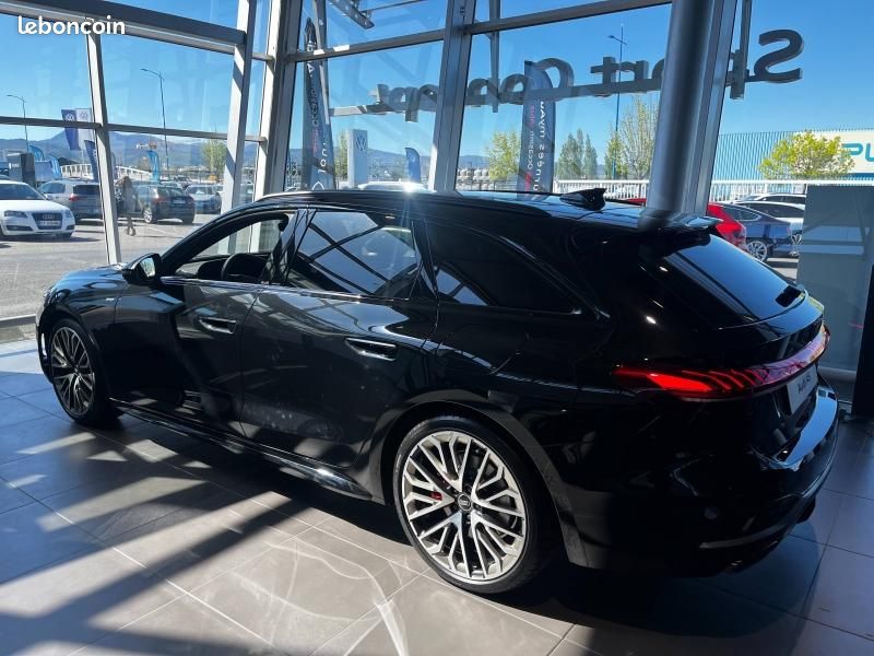 Audi A5 Avant 2.0 e-hybrid 299ch S line quattro S tronic 7 (image 6)