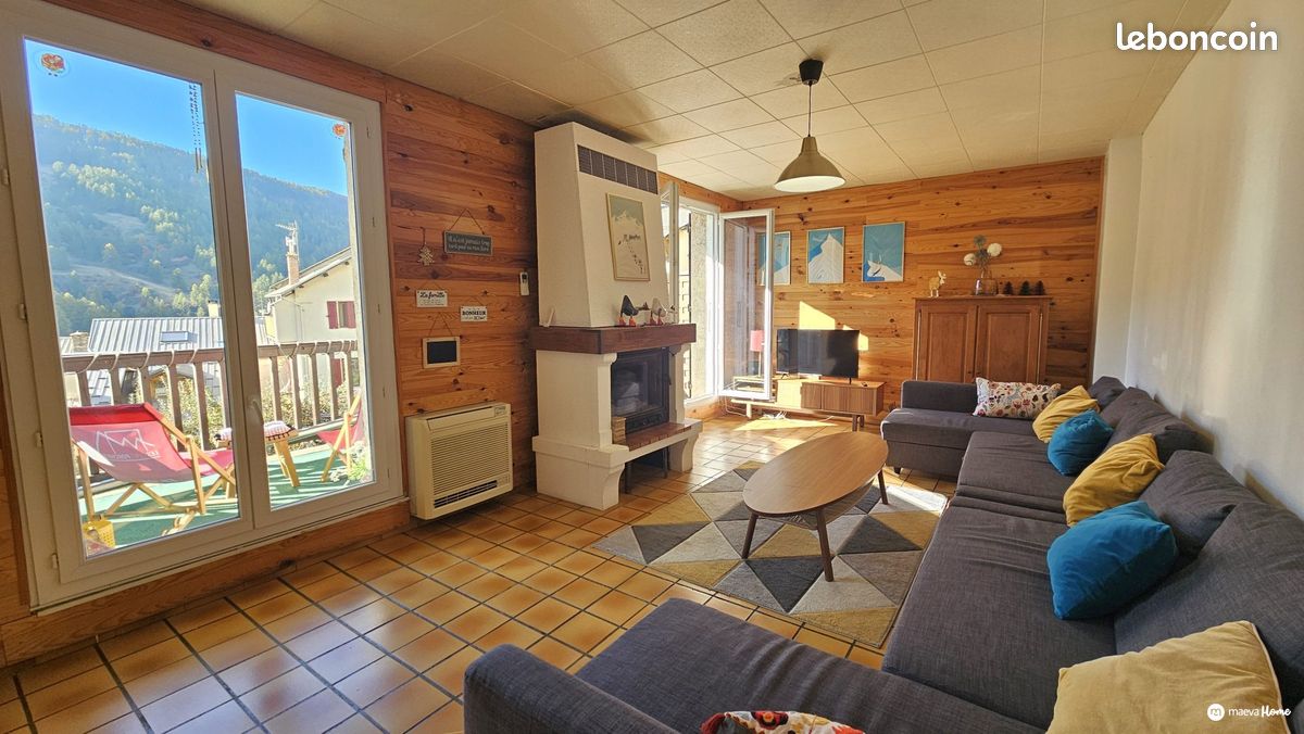 Appartement 6 pièces 137 m² · à Vars · 137 m² · 440 000 €