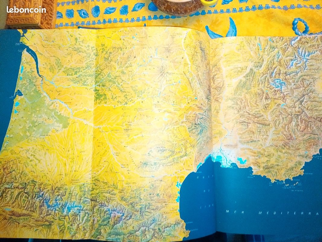 Livre le grand atlas (image 6)
