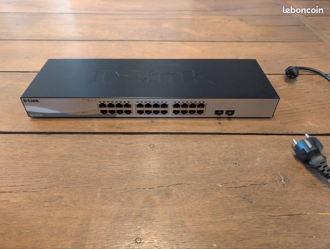Switch 24 port D-Link DGS-1210-26 (image 1)