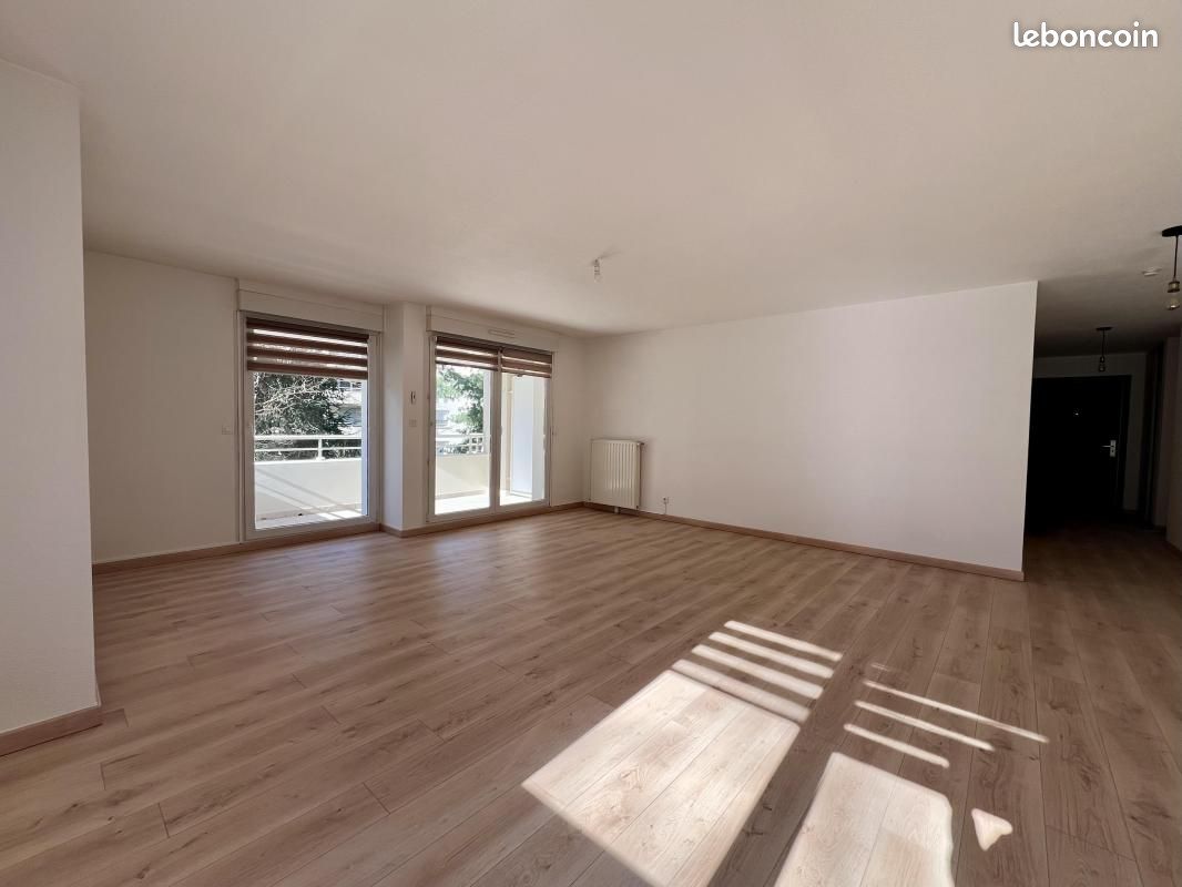 Appartement 5 pièces 98 m² · à Saint-Louis · 98 m² · 319 000 €