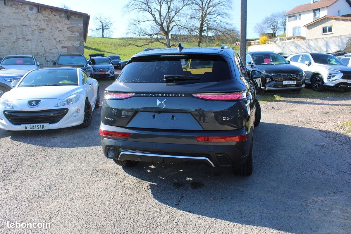 Ds DS 7 CROSSBACK II PALLAS DIESEL 130 EAT8 BOITE AUTO CAMÉRA 180 JANTES 19 GRAND GPS 3D FULL LEDS (image 2)
