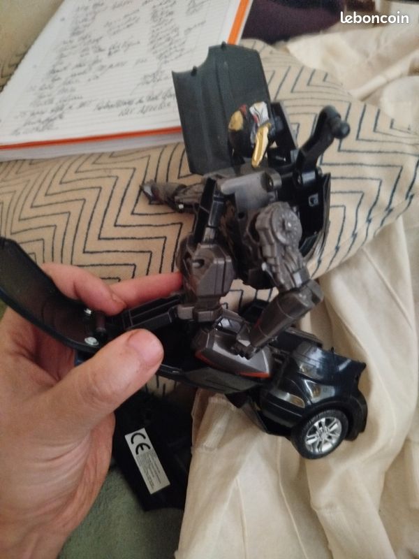 Figurine voiture police (image 2)