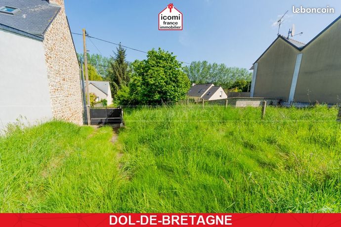 Terrain 550 m² Dol De Bretagne