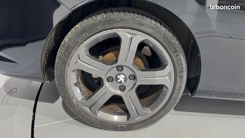 Peugeot 308 CC 2.0 HDI136 FAP ROLAND GARROS II (image 35)