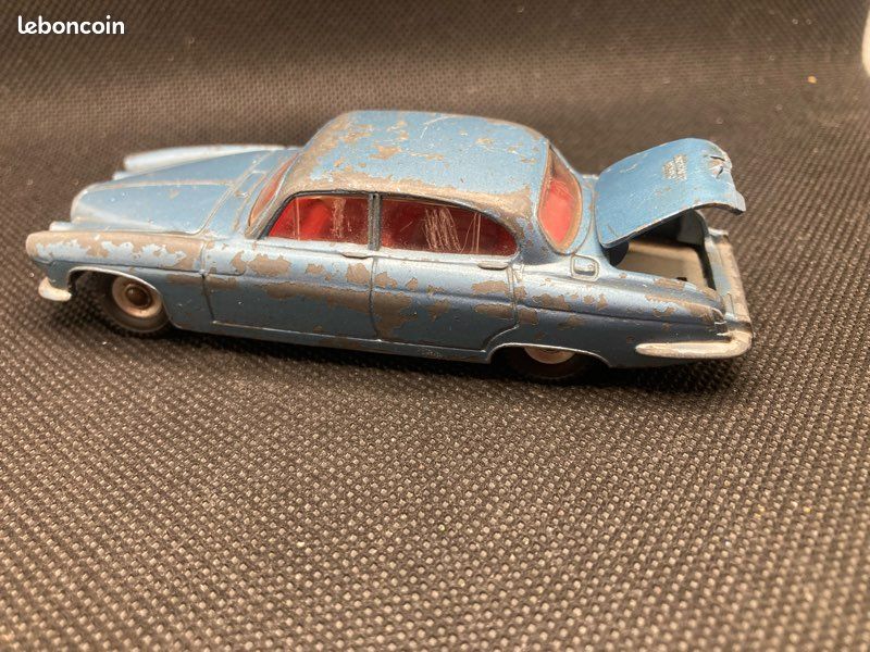 Miniature Dinky Toys Jaguar type D n.238 - Jeux & Jouets Miniature Dinky Toys Jaguar type D n.238 - Jeux & Jouets