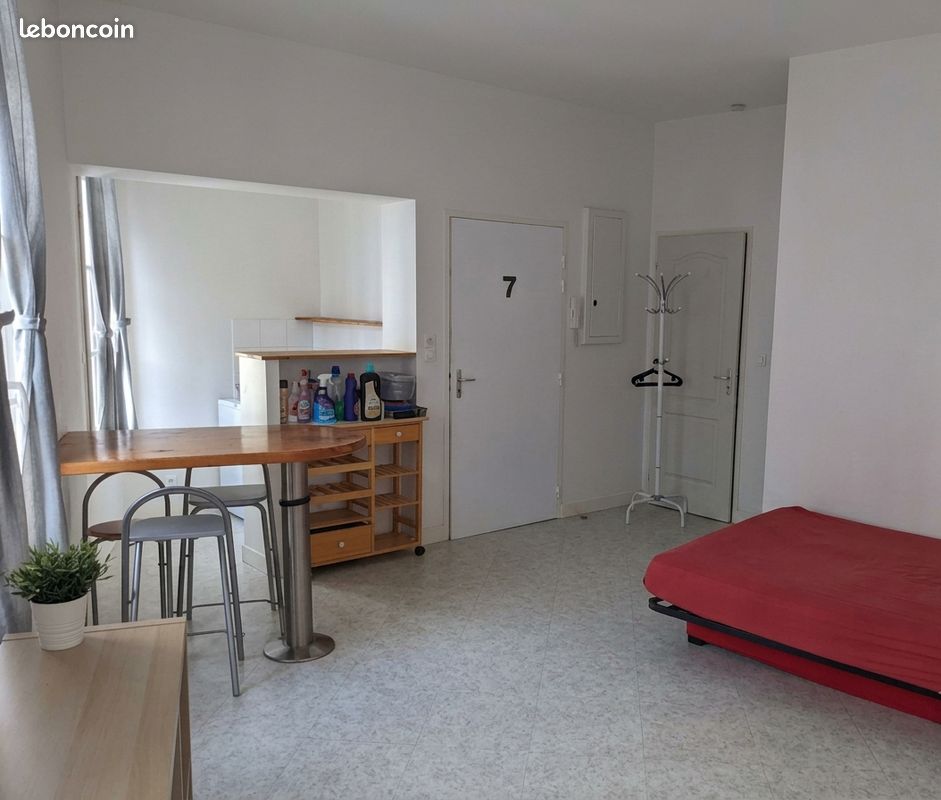 Appartement 1 pièce 26 m² · à Niort · 26 m² · 440 €