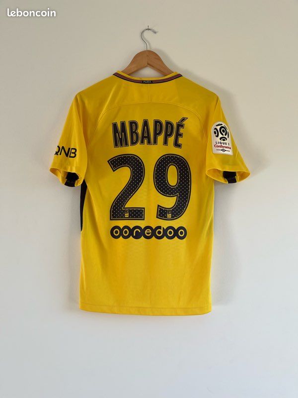 Maillot PSG Extérieur Jaune 2017/2018 | Mbappé #29 | Signé Par Pauleta | Collector