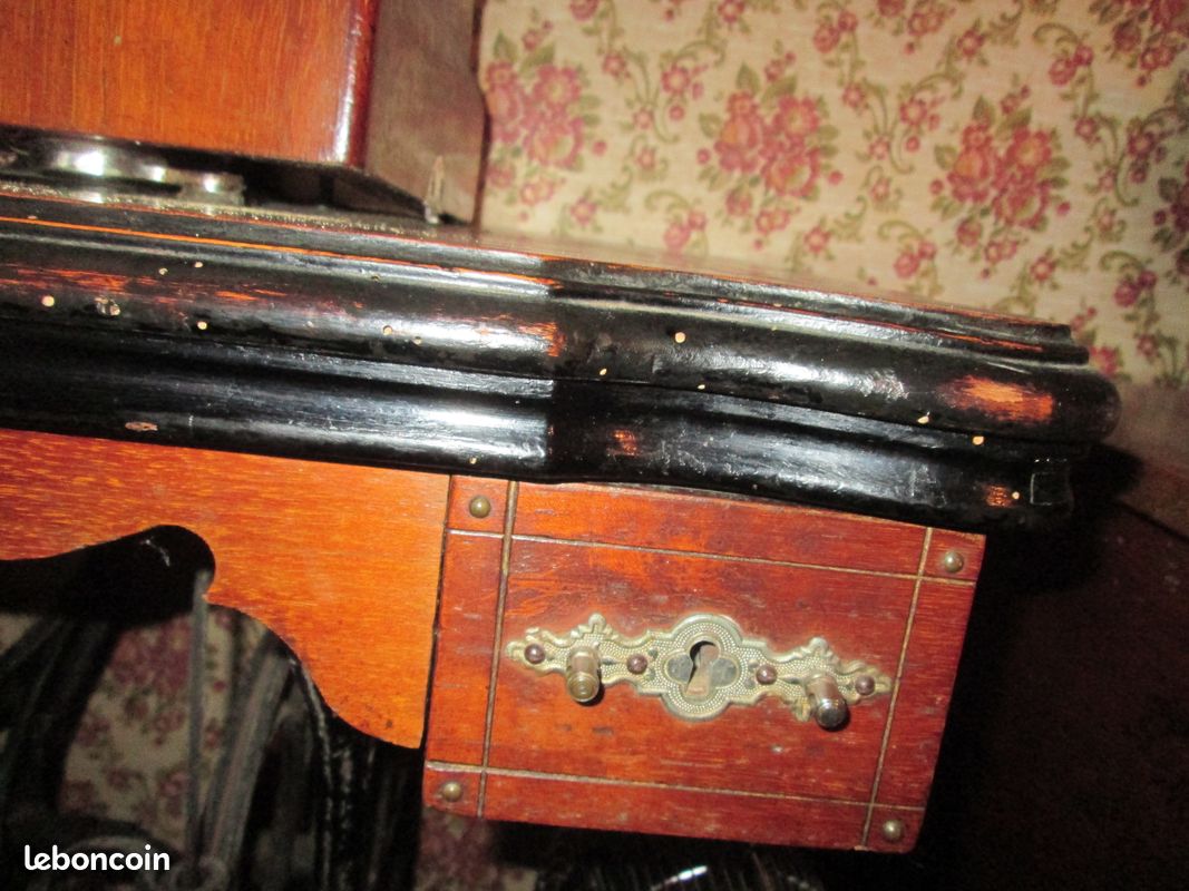 Machine à coudre ancienne (image 6)