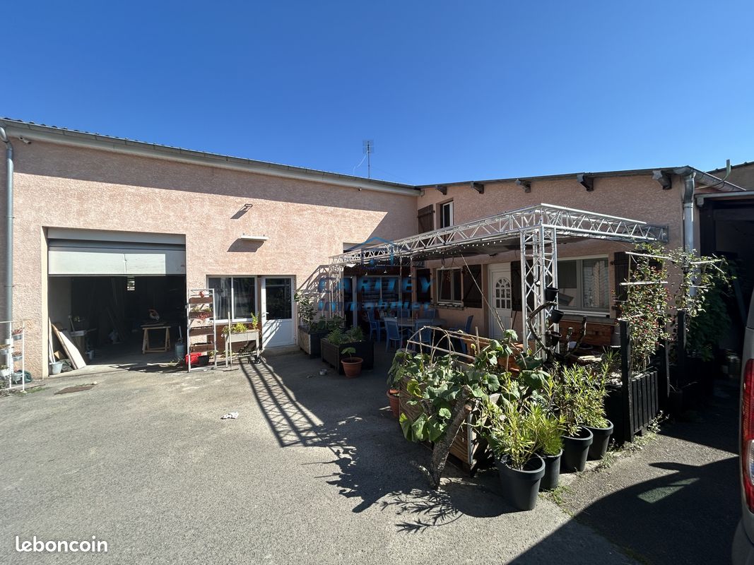 Maison 6 pièces 147 m² · à Villersexel · 147 m² · 169 000 €