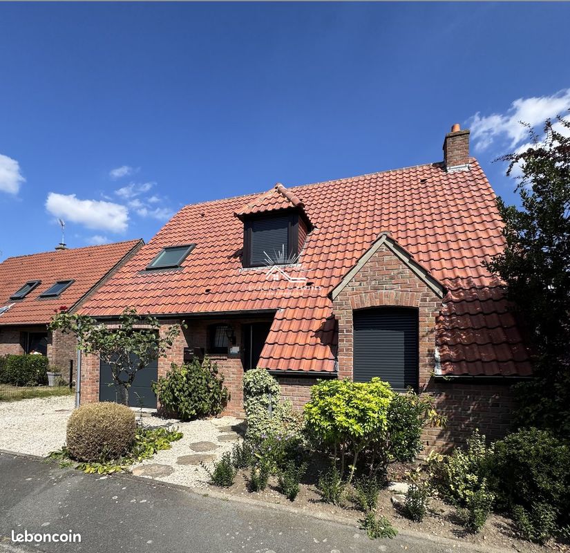 Maison 4 pièces 112 m² · à Croix · 112 m² · 635 000 €