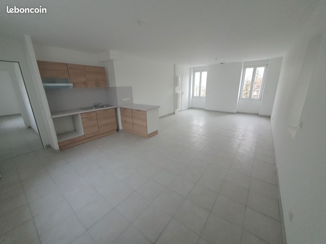 Appartement 2 pièces 55 m² · à Vierzon · 55 m² · 535 €/mois