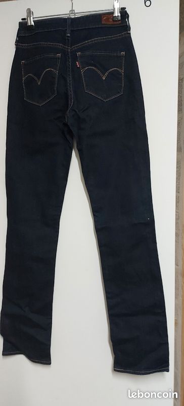 Jean Levi's taille 36 femme très bon état (image 2)