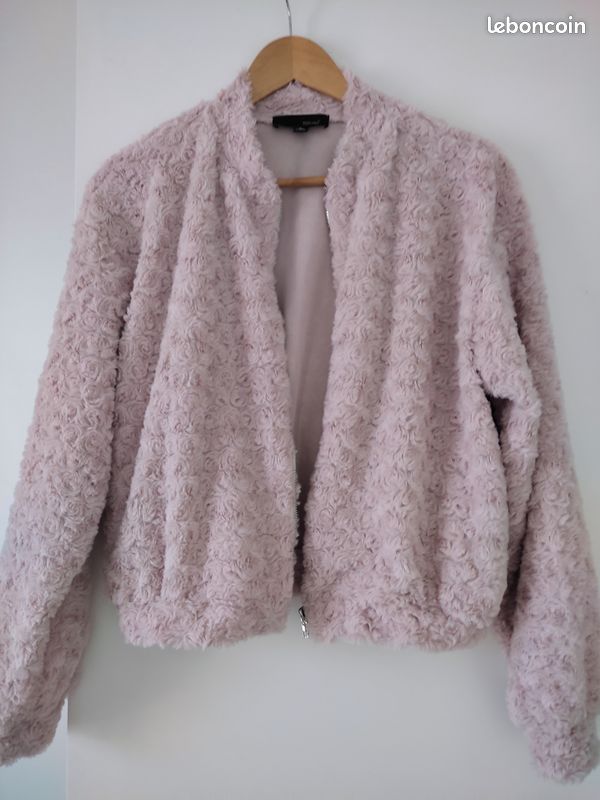 Veste fausse fourrure (image 1)