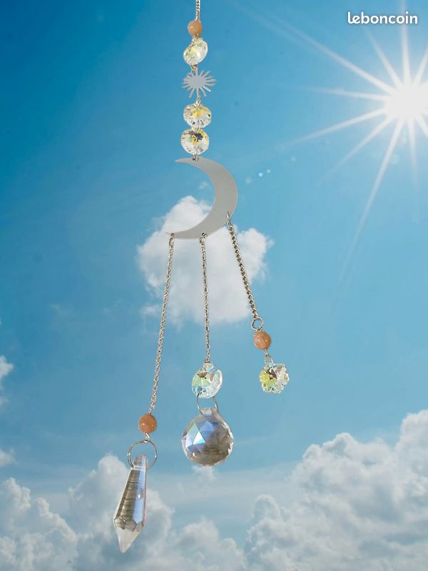Attrape soleil moyen neuf lune de cristal en métal argenté, cristal arc en ciel et pierre de soleil (image 1)