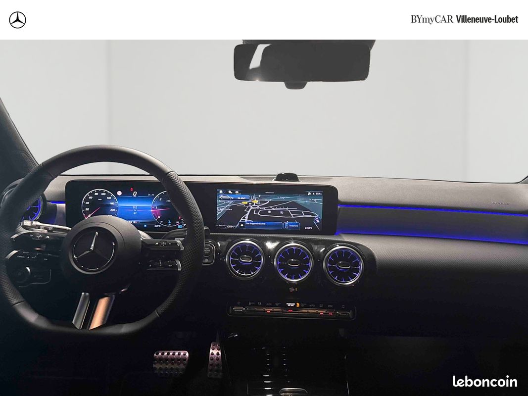 MERCEDES Classe A 200 d AMG Exclusive Design (image 9)