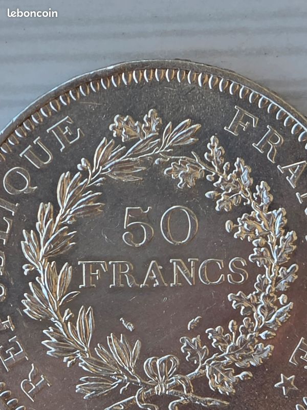 Pièce en argent 50 Francs Hercule 1975 (image 3)