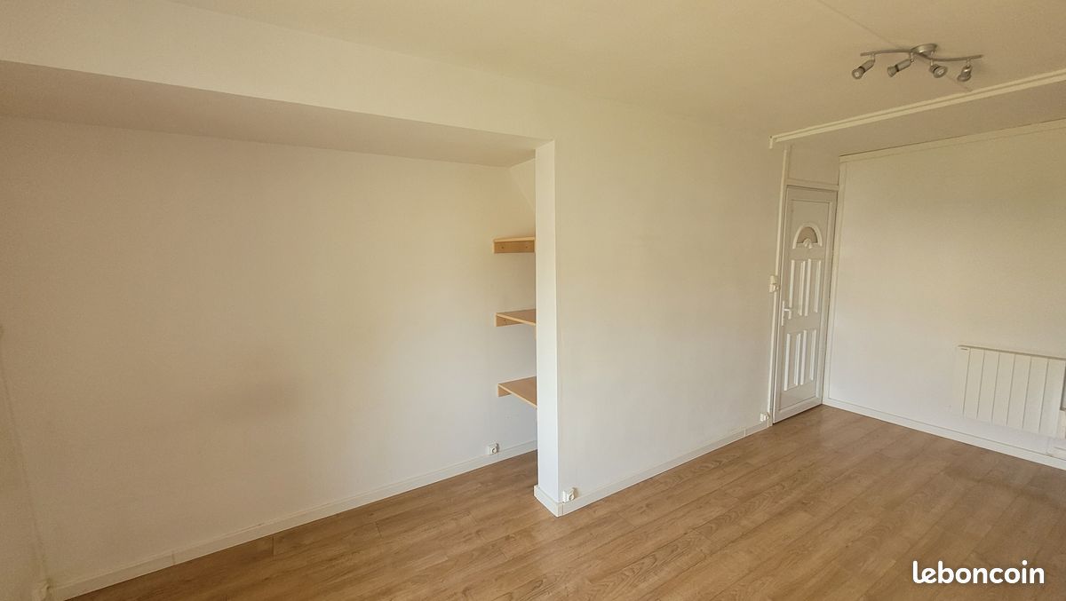 Appartement 2 pièces 35 m² · à Largillay-Marsonnay · 35 m² · 370 €