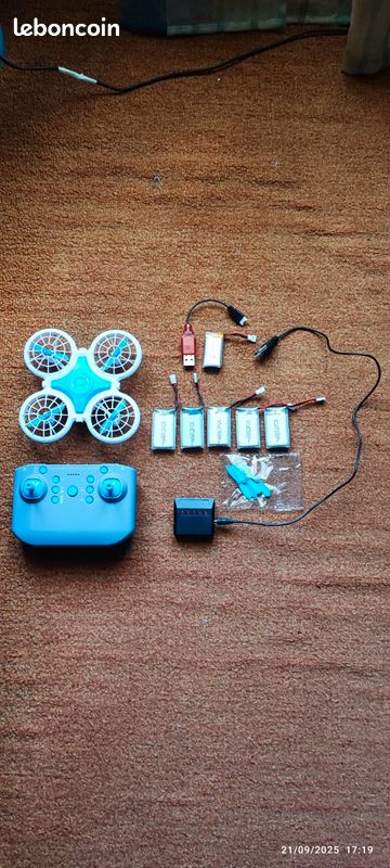 Drone. Mini drone (image 1)