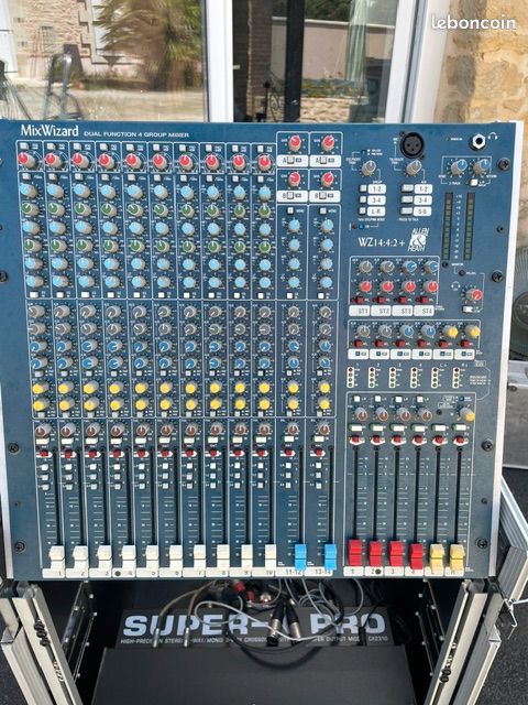 MATERIEL DE SON 2 DAS & 2 MACH(Martin) - 1 rack- 1reverbe-1 filtre actif - 1 table de mixage - (vente séparée possible) (image 12)