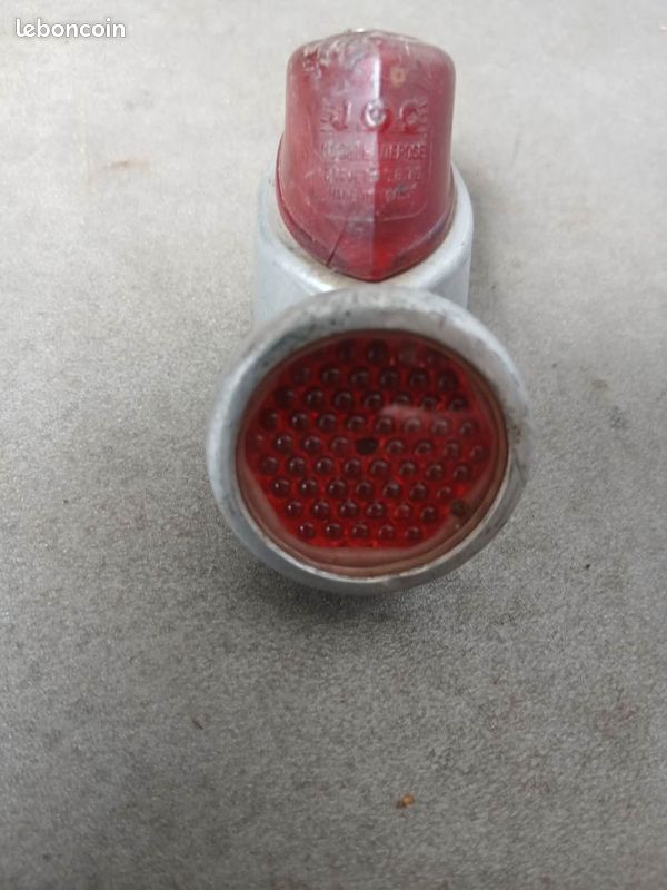 Feu Arrière Phare Vélo Ville Ancien - 6V - Vintage Fabriqué En France