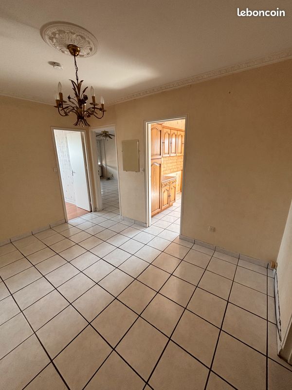Appartement 2 pièces 56 m² · à Saint-Étienne · 56 m² · 680 €/mois