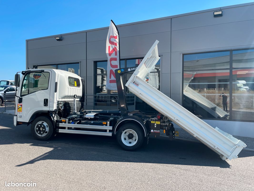 ISUZU M30 5.2l 190cv POLYBENNE DALBY BRX4 ( ANCIEN P75 ) 7T5 – 69 900 HT - VENTE DISPO (image 2)