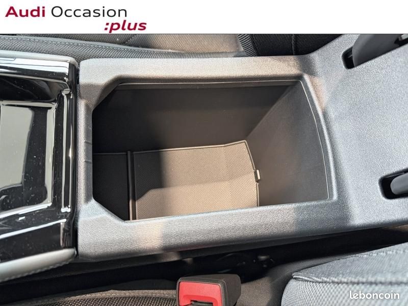 Audi Q3 1.5 e-hybrid 272ch S line S tronic 6 (image 30)