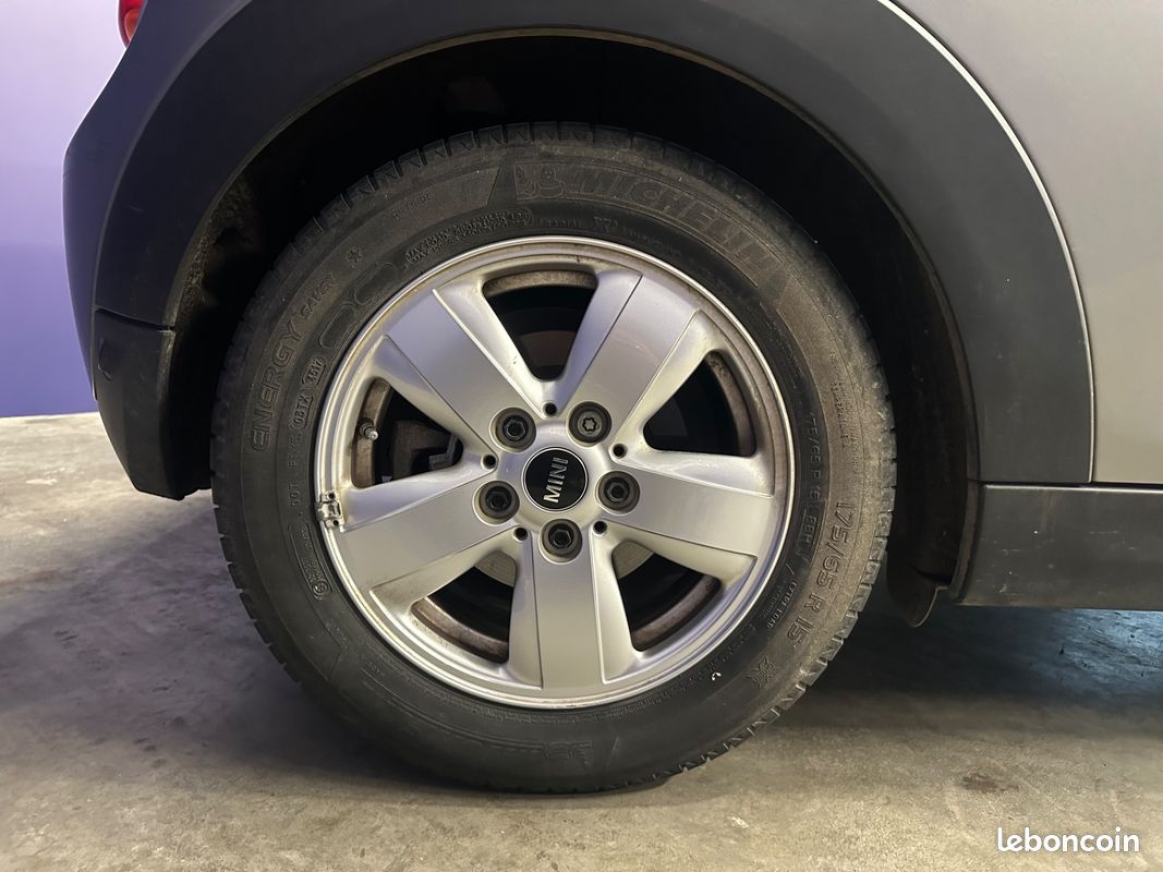 Mini Business 1.5 D 116ch - 2018 - Boîte auto-Climatisation (image 29)
