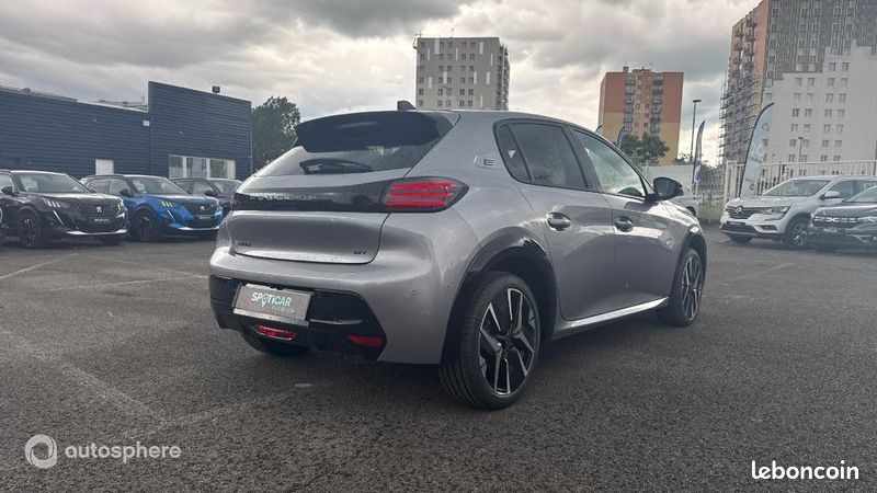 Peugeot 208 e-208 136ch GT (image 5)