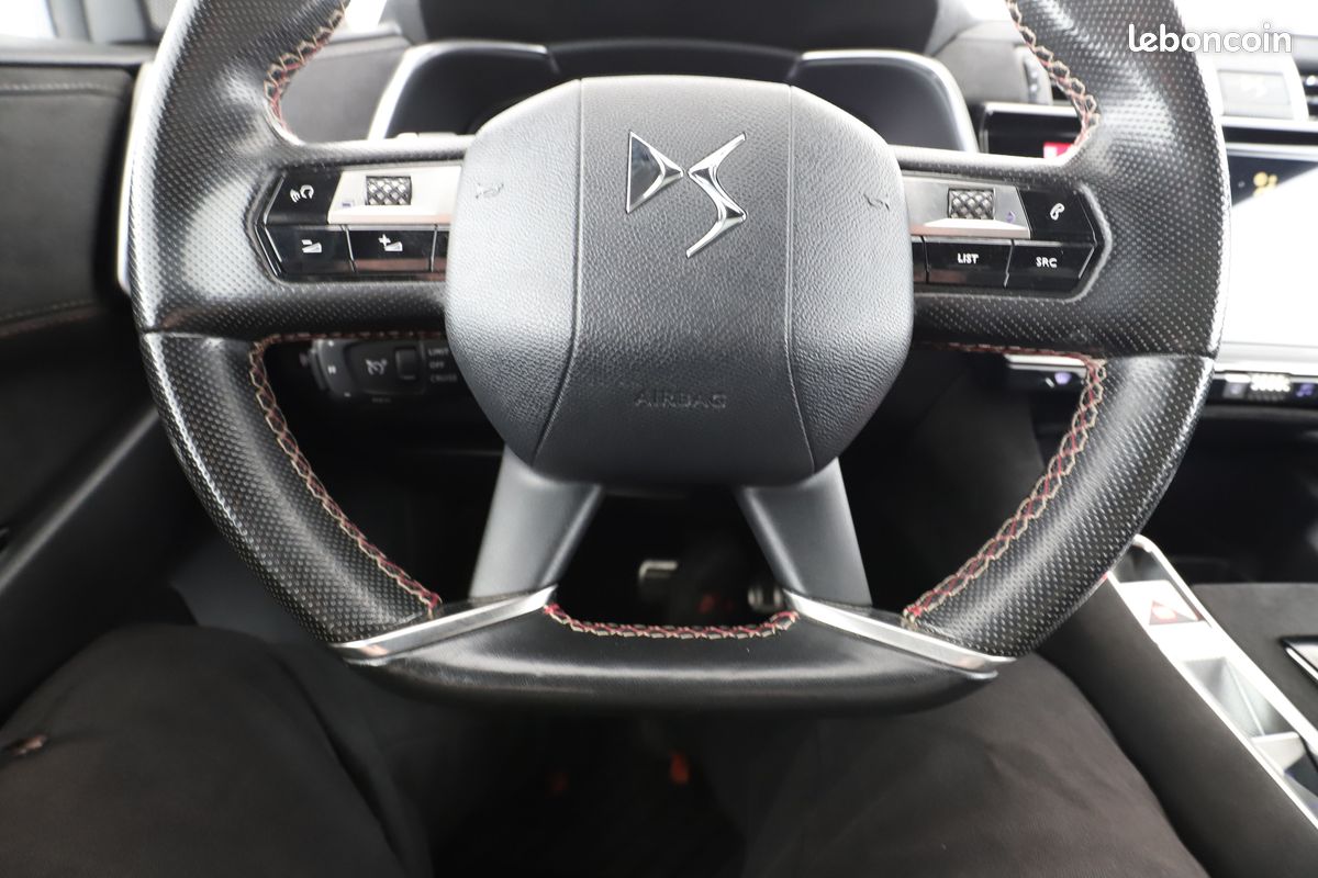 DS Automobiles DS 7 Crossback 1.6 PureTech Performance Line Automatique 180 ch (image 16)