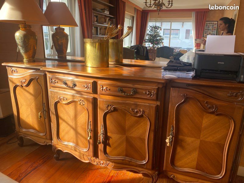 Grand buffet en bois (image 1)