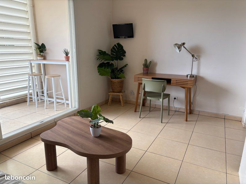 Appartement 1 pièce 23 m² · à Saint-Denis · 23 m² · 680 €