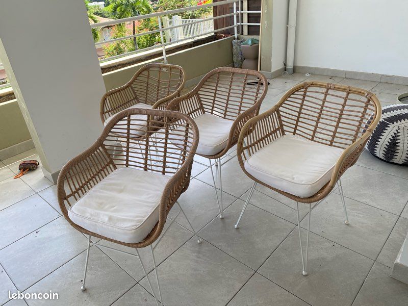 Chaises extérieures (image 1)