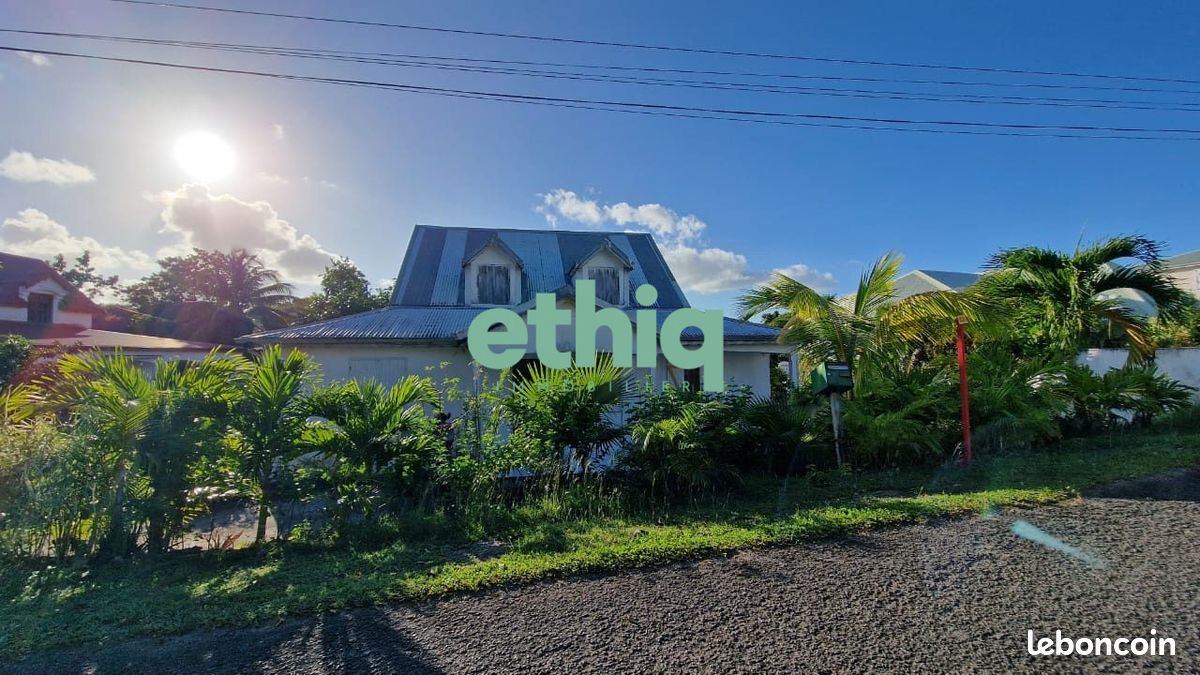 Maison 4 pièces 180 m² · à Morne-À-l'Eau · 180 m² · 260 000 €