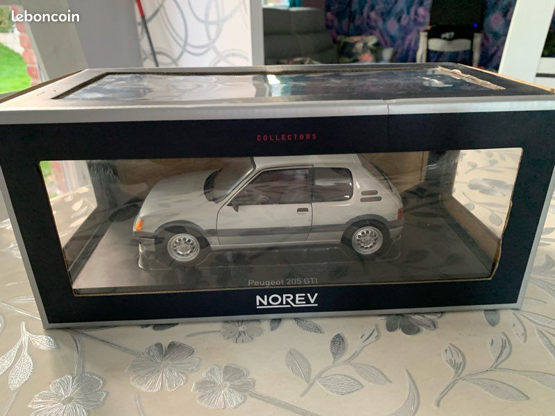 Norev 1/18 Peugeot 205 Gti 1.6 (image 1)