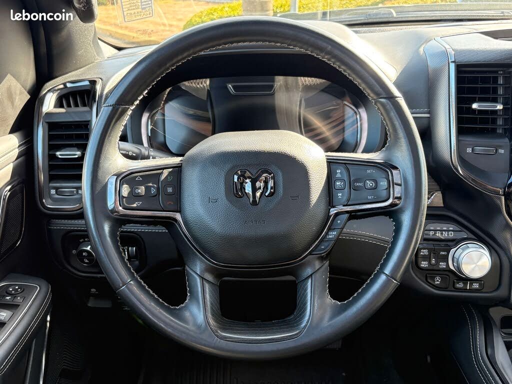 Dodge Ram 1500 V8 5,7L Limited Night Edition 2024 (image 5)