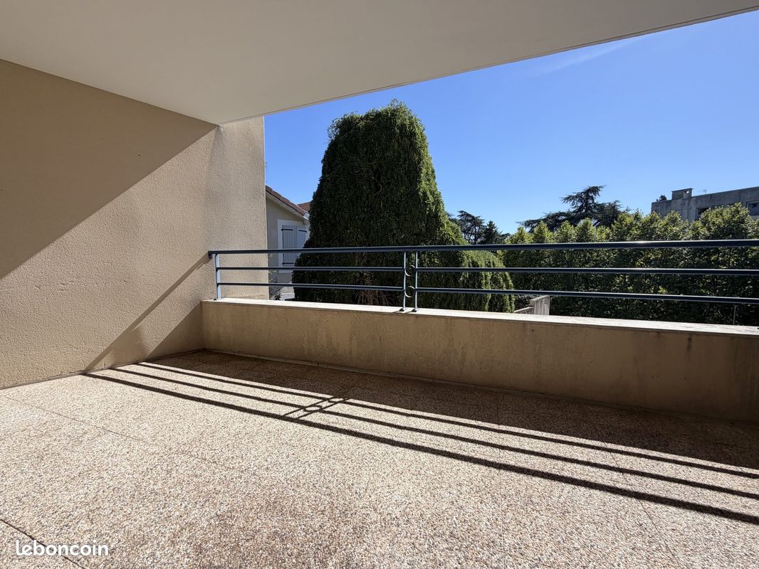 Appartement 4 pièces 90 m² · à Romans-sur-Isère · 90 m² · 170 000 €