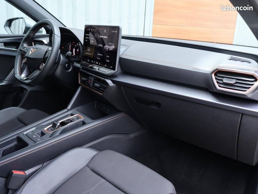 Cupra Leon SPORTSTOURER 1.5 eTSI Hybrid 150 ch DSG7 V (image 9)
