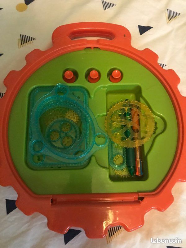 Spirograph tech (image 1)